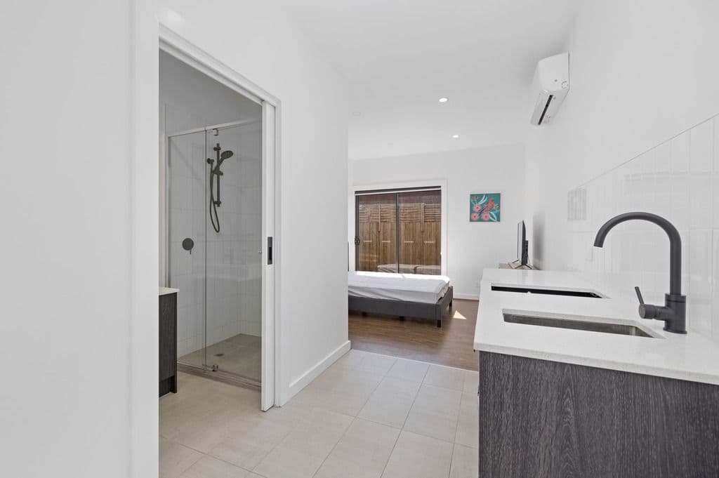 43 Edgar Street, Werribee VIC 3030, Werribee - Thumbnail 5