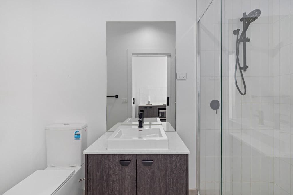 43 Edgar Street, Werribee VIC 3030, Werribee - Thumbnail 6