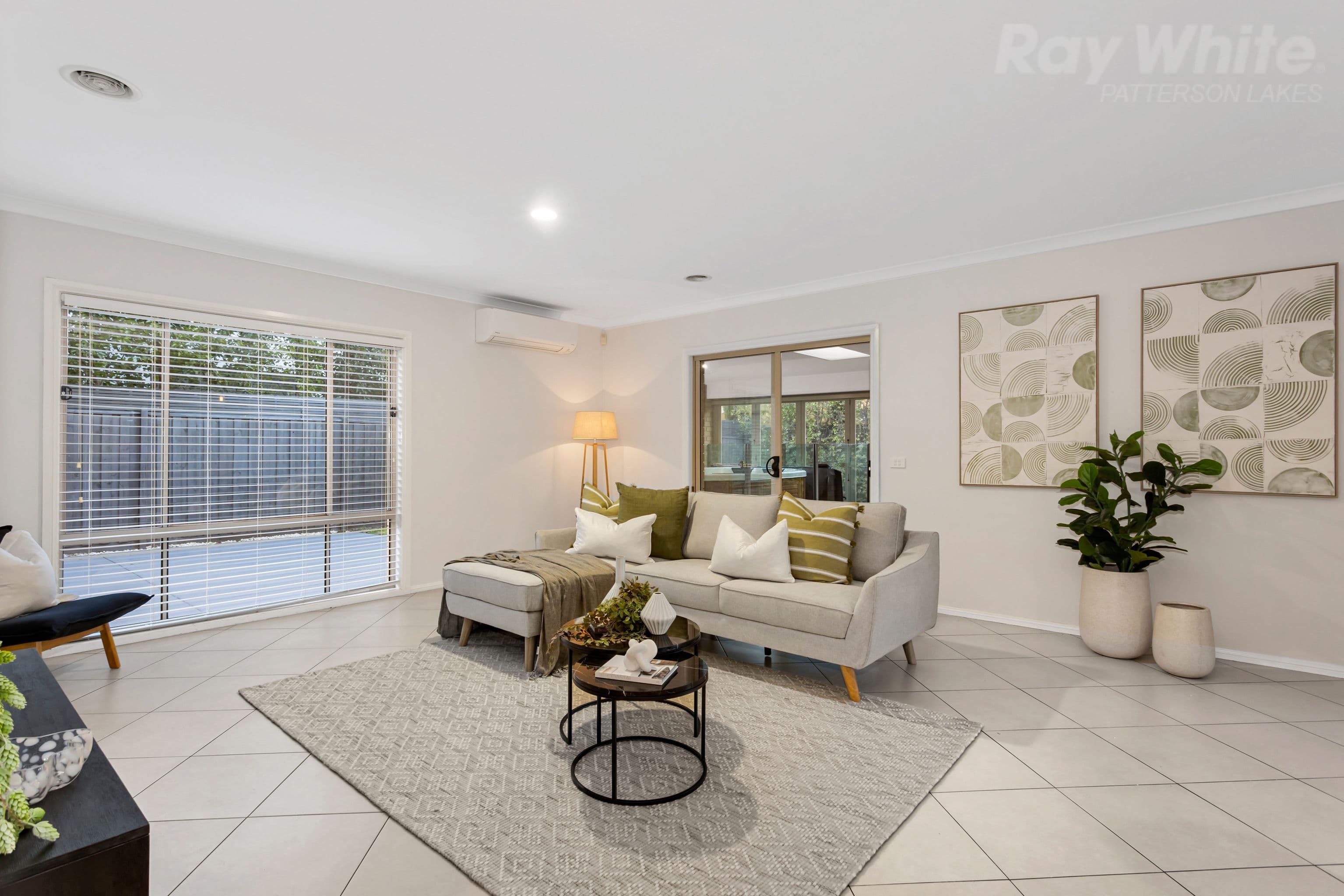 33 Island Point Avenue, Waterways VIC 3195, Waterways - Thumbnail 8