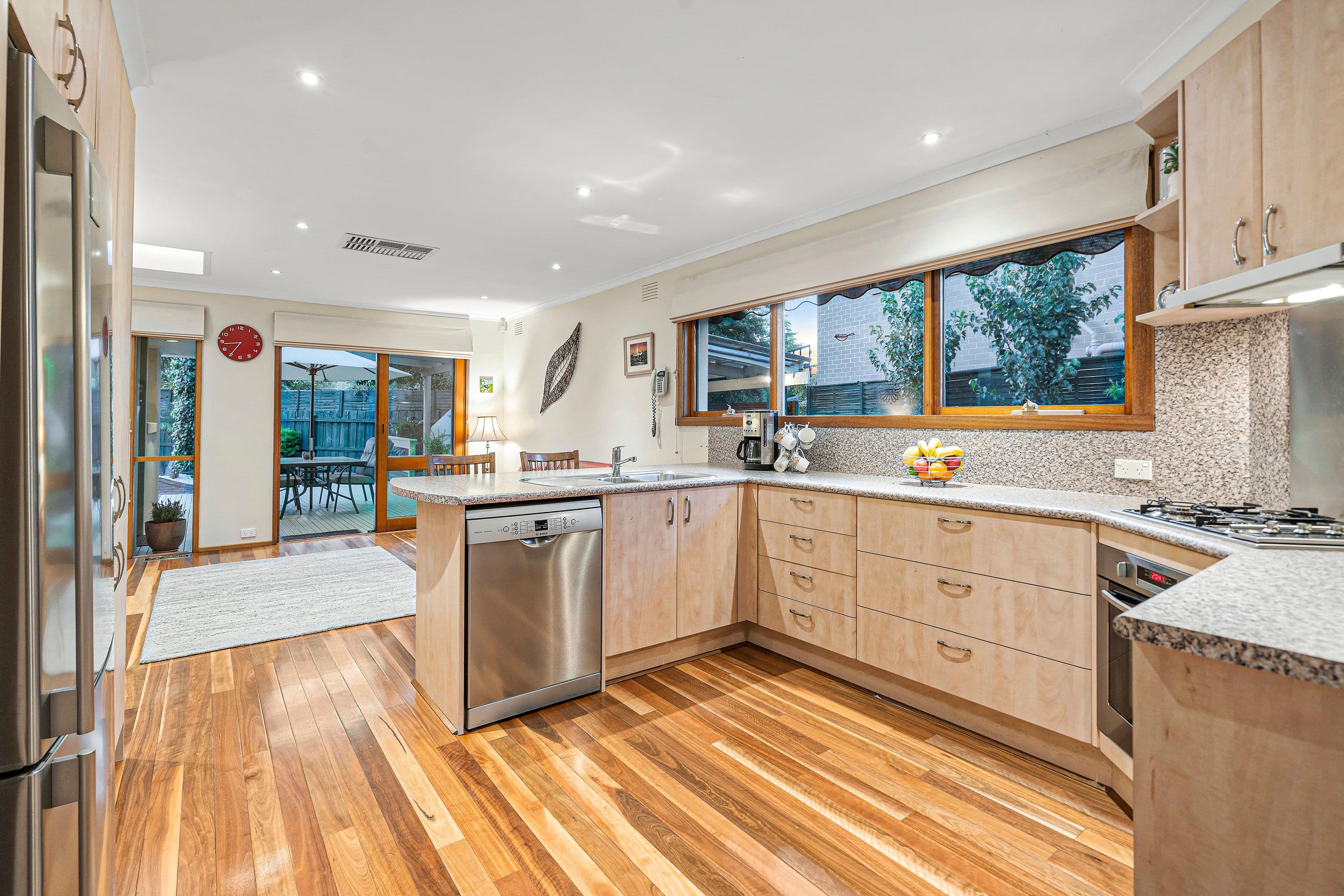 9 Banff Close, Mulgrave VIC 3170, Mulgrave - Thumbnail 2