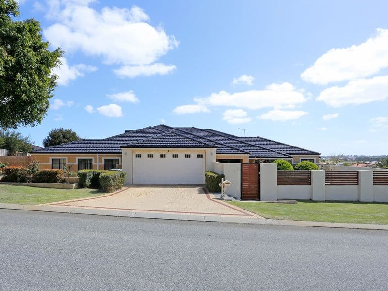 42 Rayner Drive, LANDSDALE WA 6065, Landsdale - Thumbnail 2