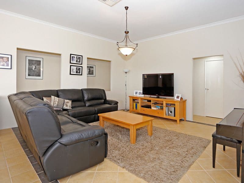 42 Rayner Drive, LANDSDALE WA 6065, Landsdale - Thumbnail 7