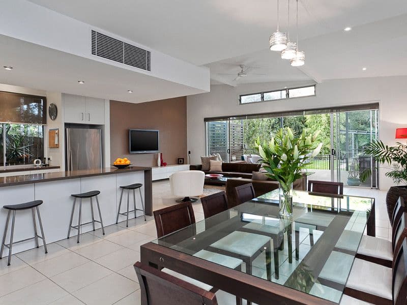 27 Gilbert Road, WINDSOR QLD 4030, Windsor - Thumbnail 2