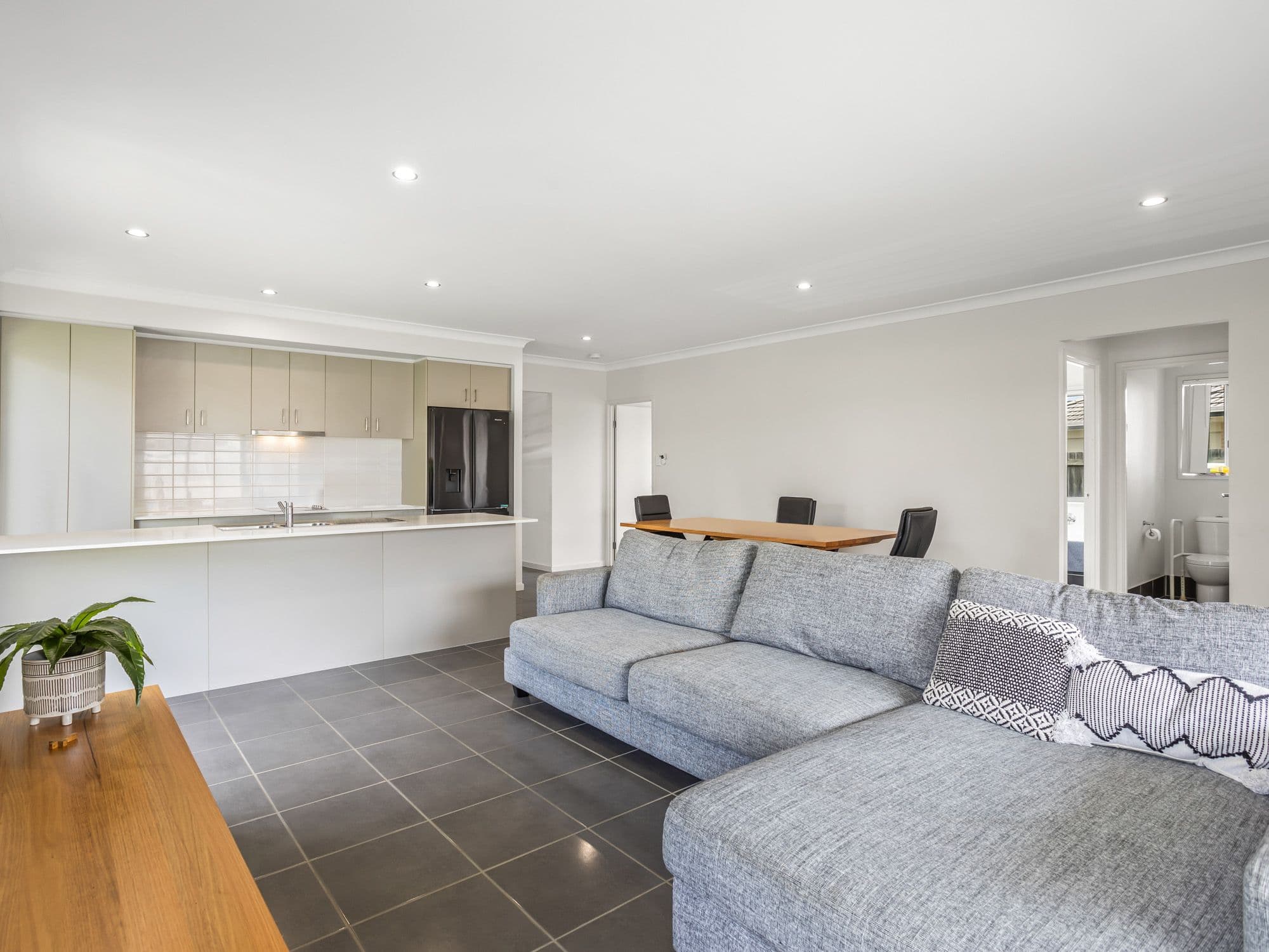 11 Lamont Street, Coomera QLD 4209, Coomera - Thumbnail 3