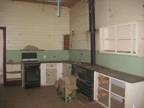 42 Munnell Street, GULARGAMBONE NSW 2828, Gulargambone - Thumbnail 3
