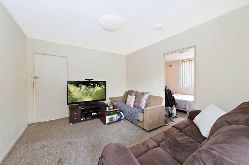 7 Kiora Road, MIRANDA NSW 2228, Miranda - Thumbnail 2