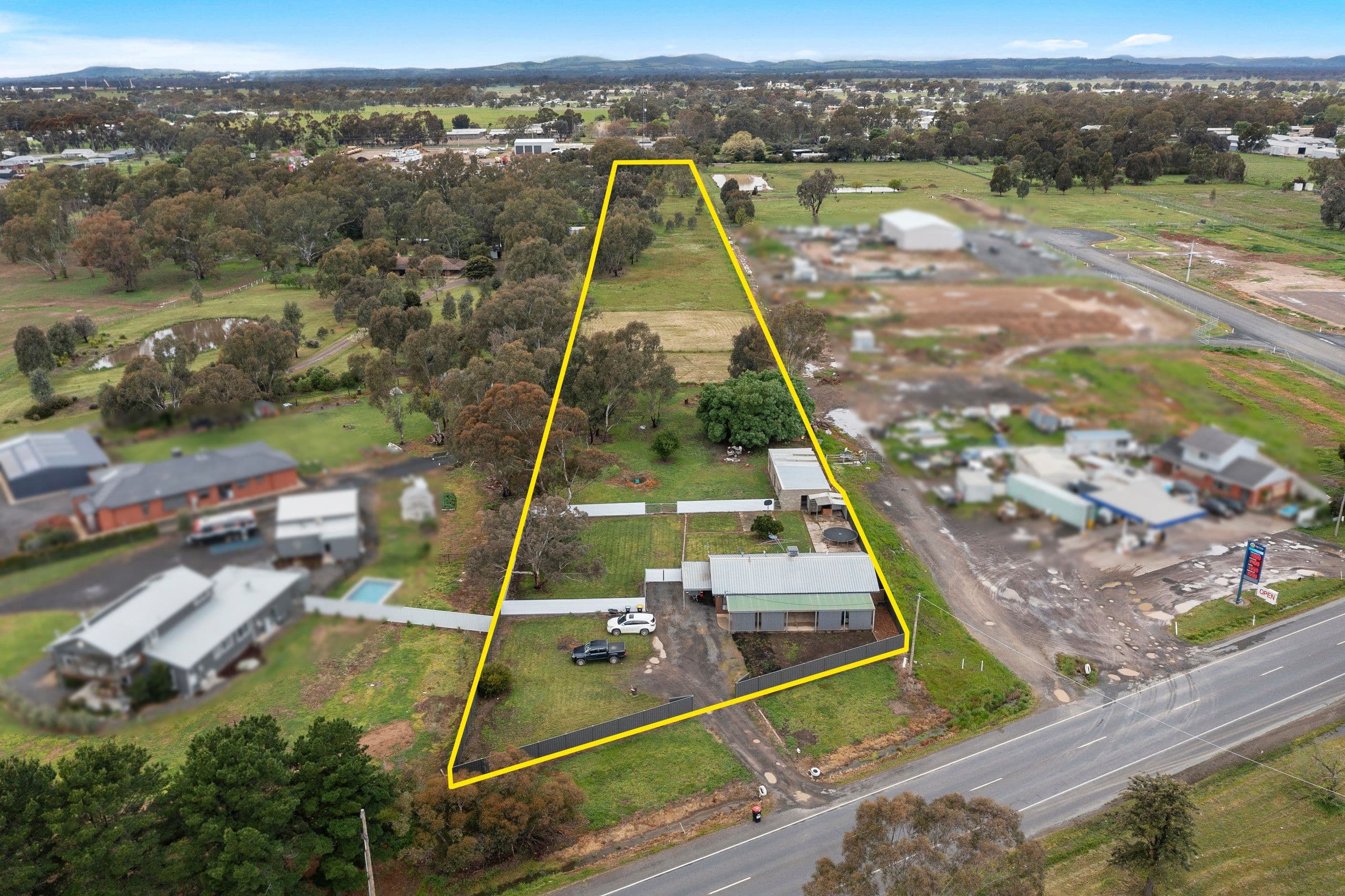 5905 Midland Highway, Benalla VIC 3672, Benalla - Thumbnail 2