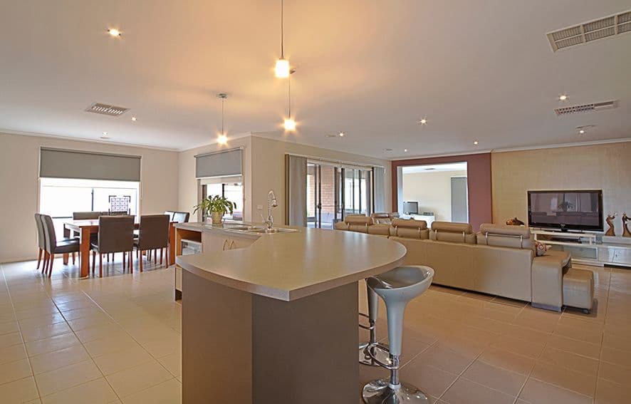 56 Serle Street, DOREEN VIC 3754, Doreen - Thumbnail 4