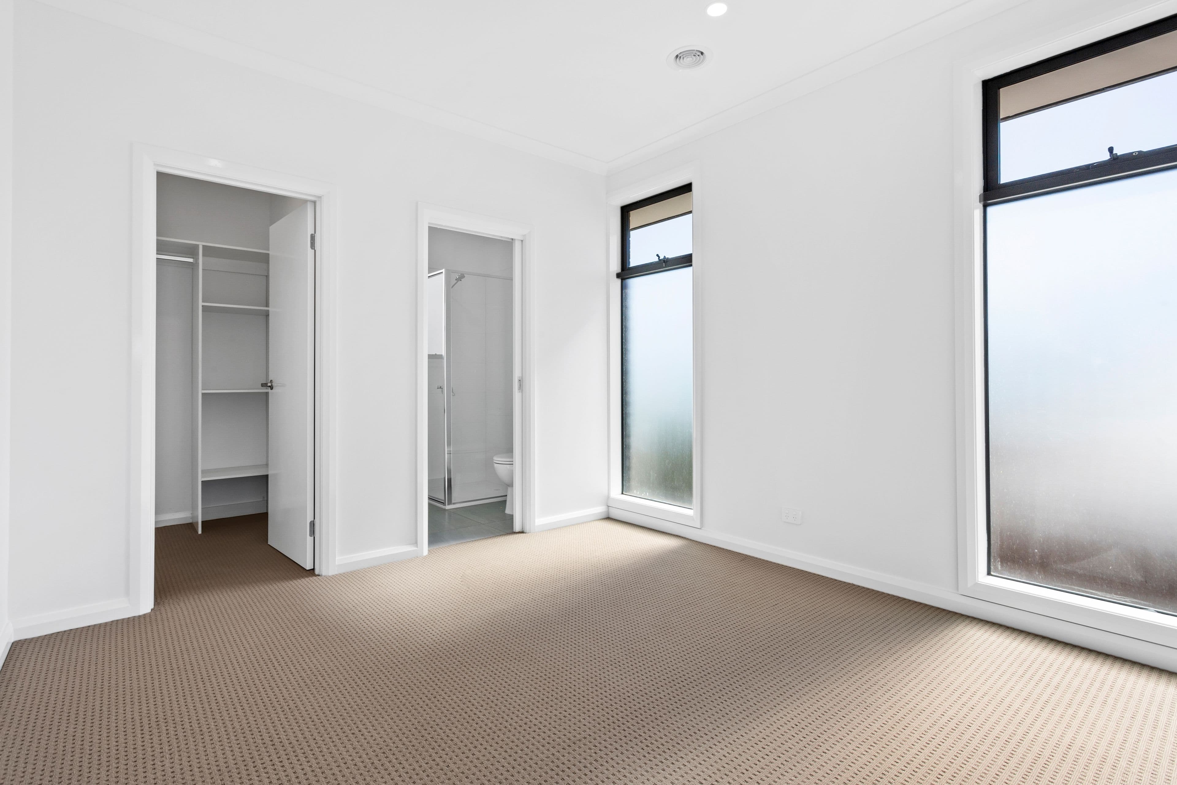11 Butina Crest, Pakenham VIC 3810, Pakenham - Thumbnail 4