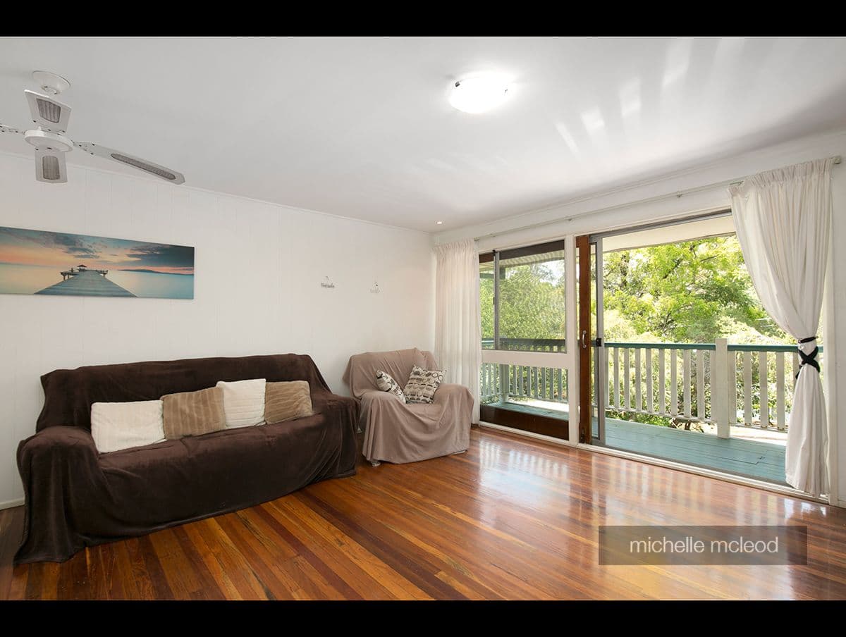 3 Larool Street, Kenmore QLD 4069, Kenmore - Thumbnail 4