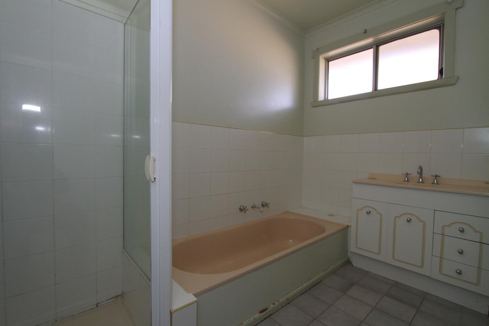 61 Allingham Street, GOLDEN SQUARE VIC 3555, Golden Square - Thumbnail 4