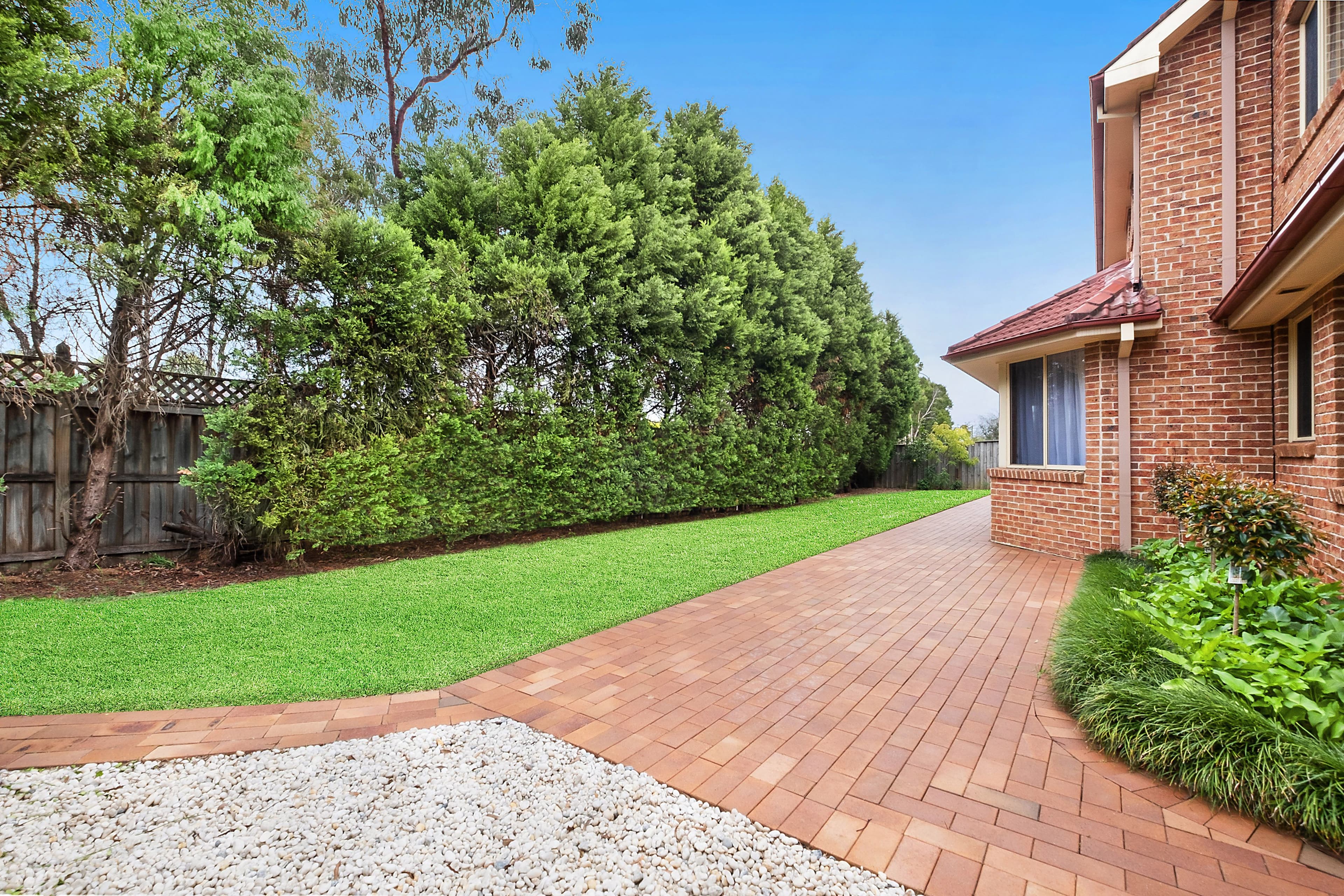 5 Lynbrook Court, Castle Hill - Thumbnail 8