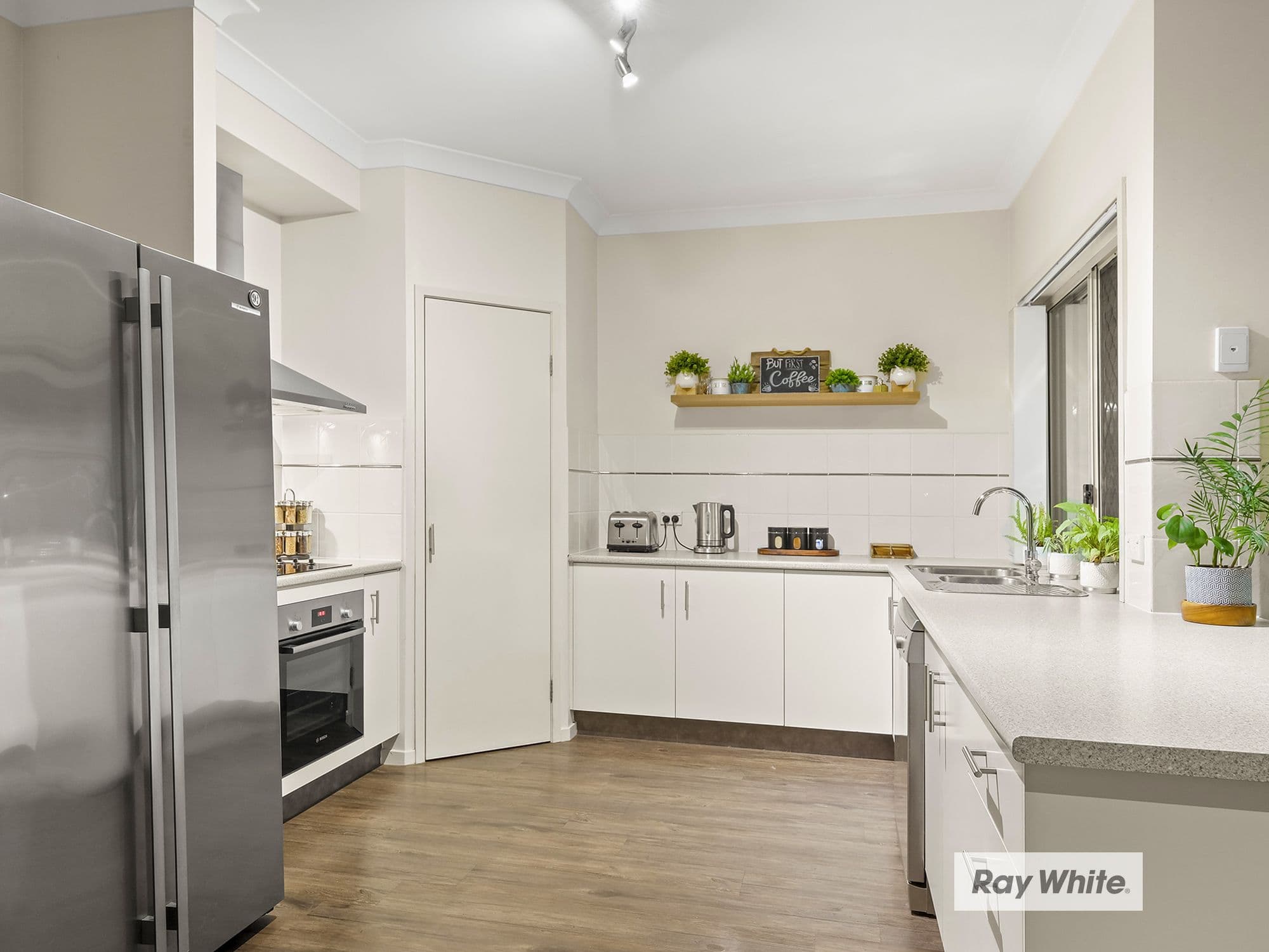 37 Dandenong Street, Forest Lake QLD 4078, Forest Lake - Thumbnail 4