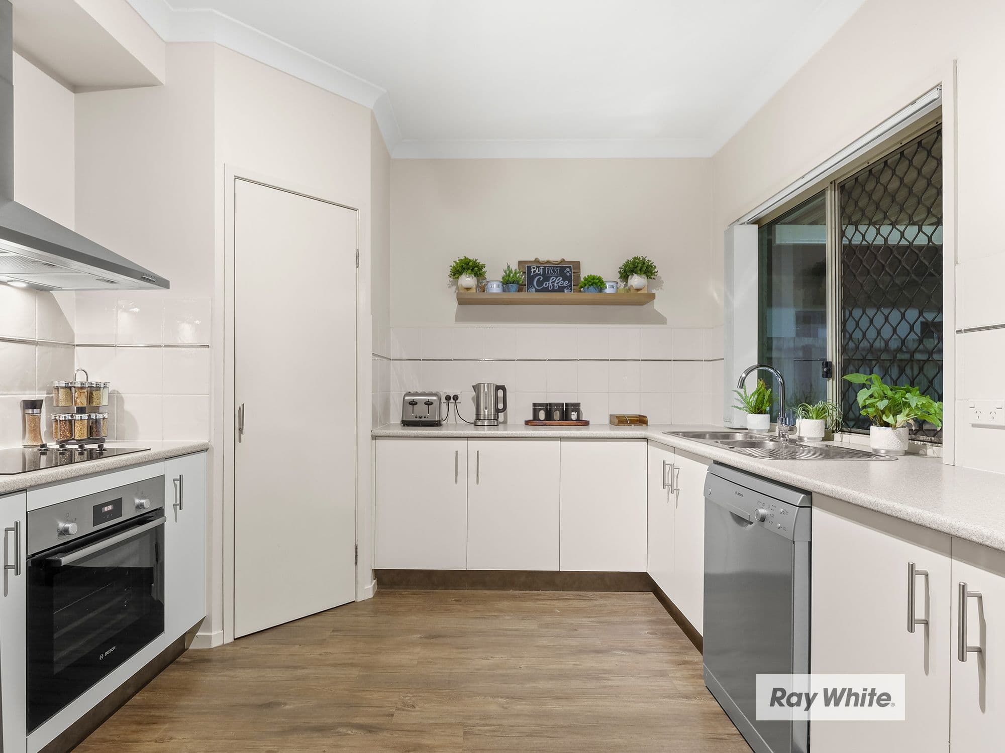 37 Dandenong Street, Forest Lake QLD 4078, Forest Lake - Thumbnail 5