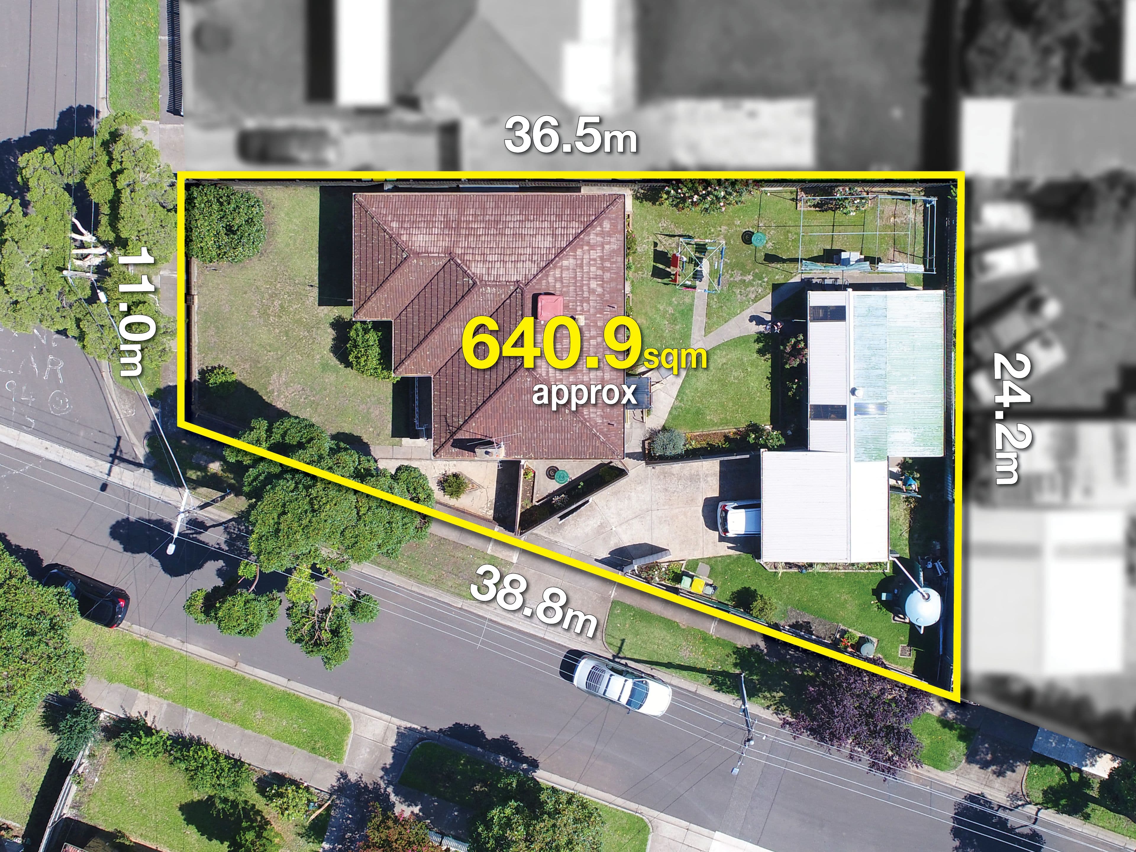 2 Burns Grove, Kingsbury VIC 3083, Kingsbury - Thumbnail 2