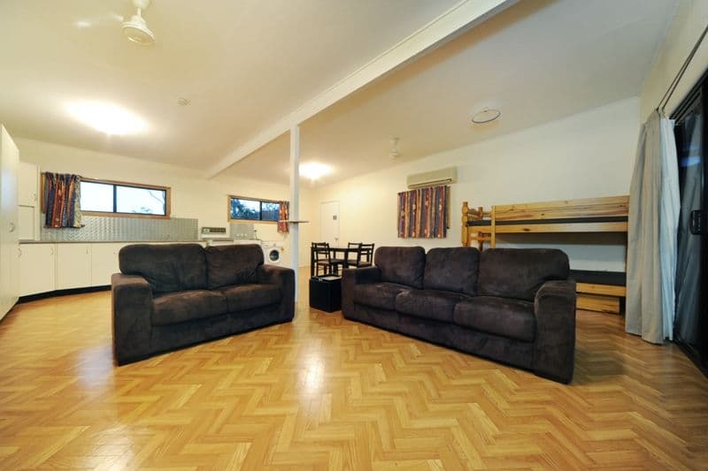 30 Pioneer Drive, DINGO BEACH QLD 4800, Dingo Beach - Thumbnail 7