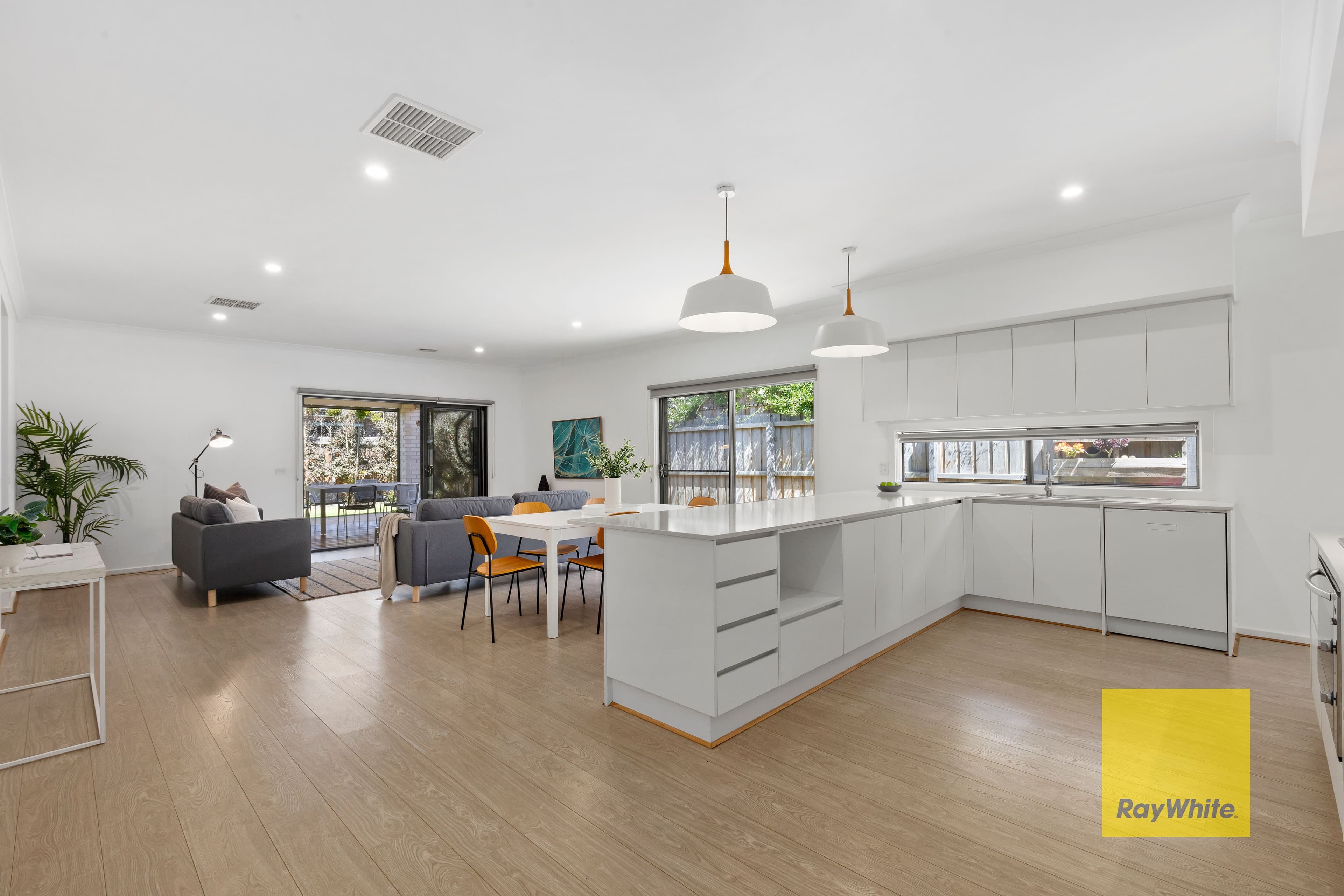 2 Lester Street, Mount Morgan, Mount Morgan - Thumbnail 4
