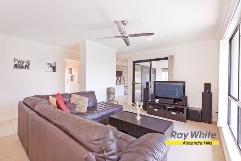 7 Anchor Place, REDLAND BAY QLD 4165, Redland Bay - Thumbnail 3