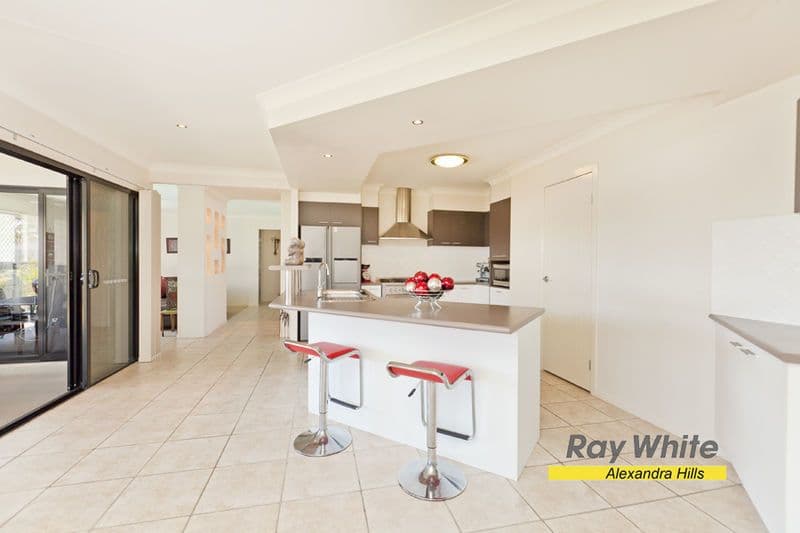 7 Anchor Place, REDLAND BAY QLD 4165, Redland Bay - Thumbnail 6