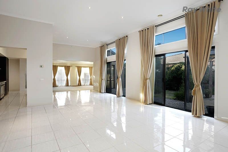 15 Lemongrass Circuit, Point Cook VIC 3030, Point Cook - Thumbnail 4