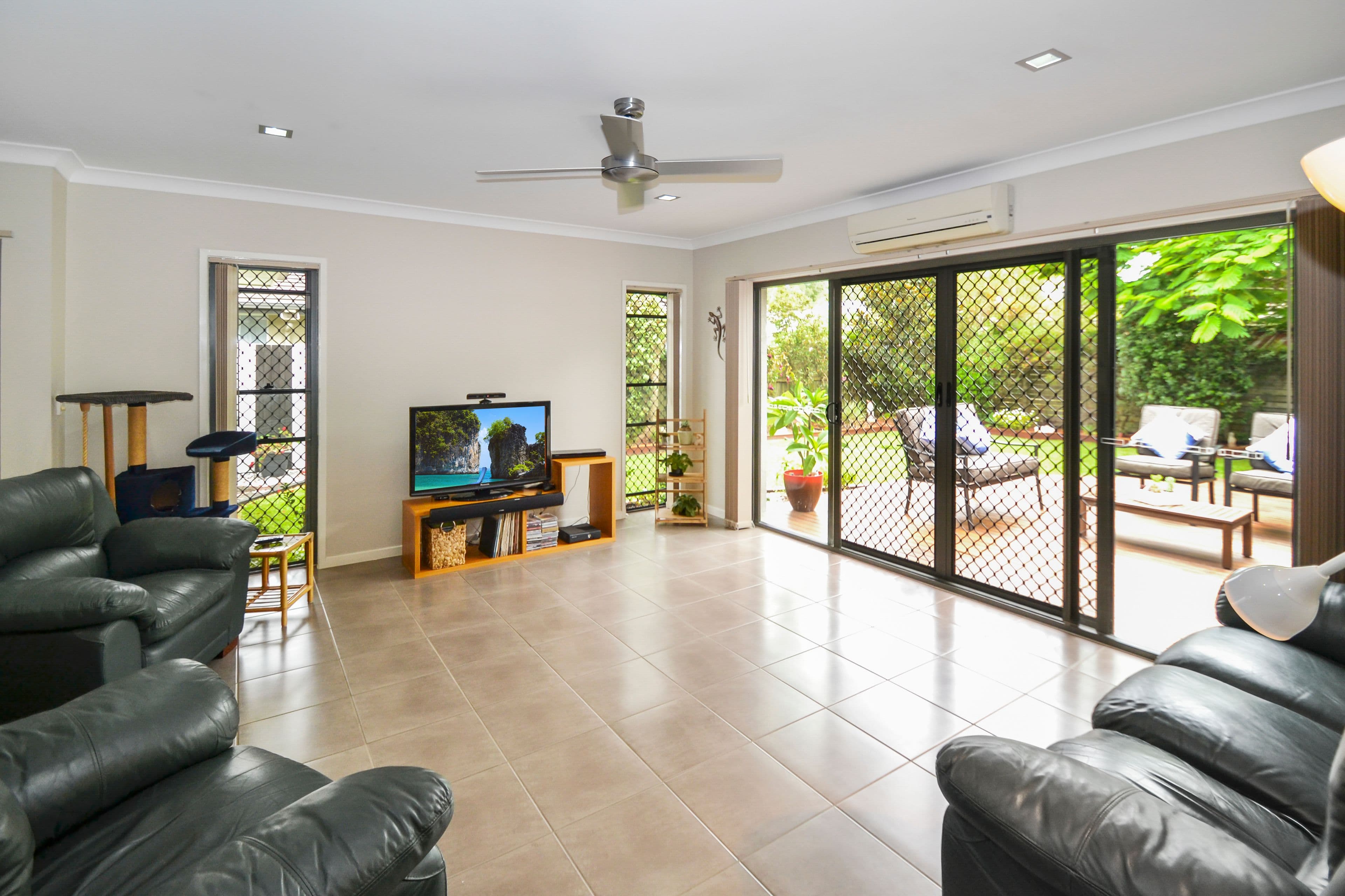 16 Bolwarra Court, Beerwah QLD 4519, Beerwah - Thumbnail 4