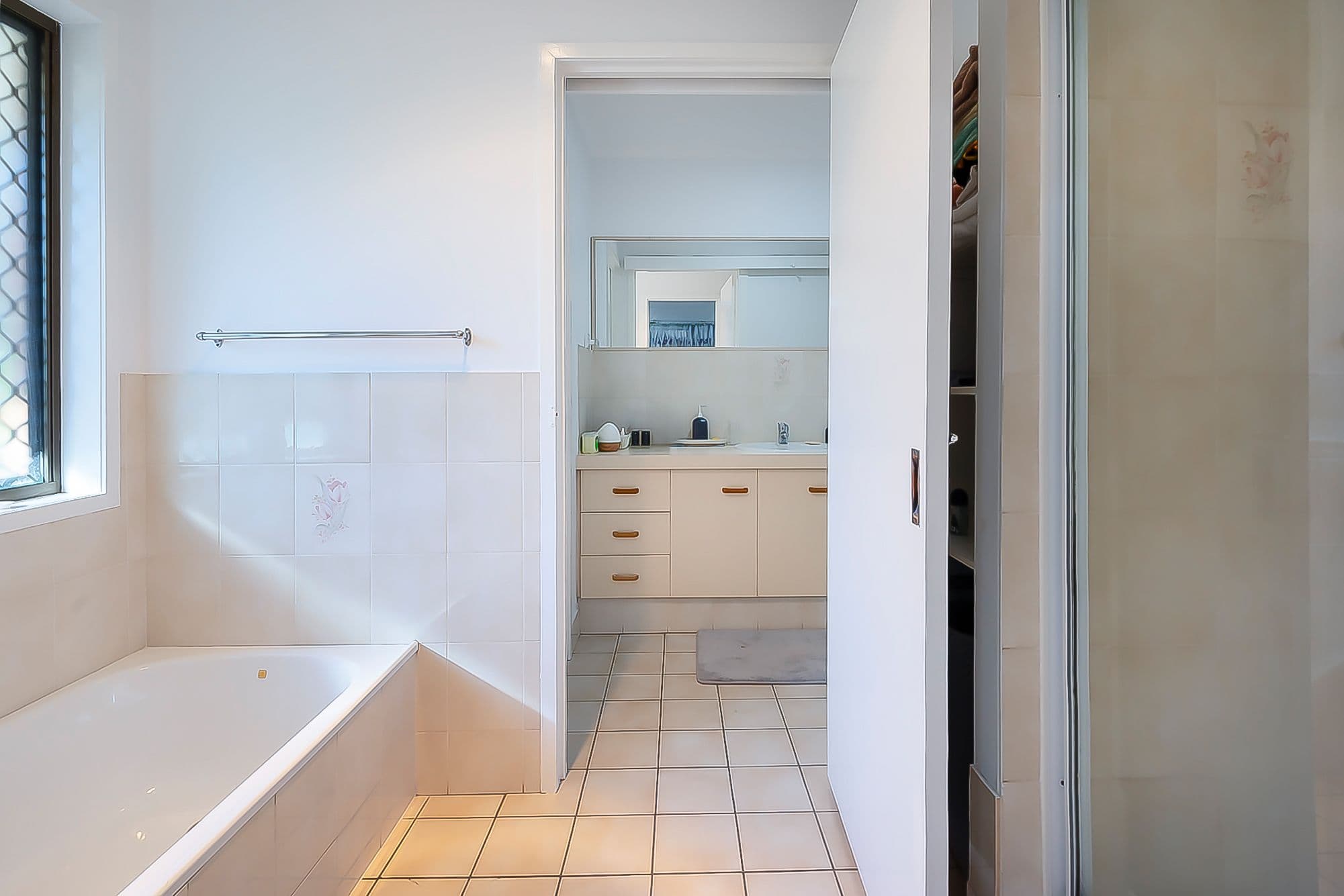 23 Josey Street, Redbank Plains QLD 4301, Redbank Plains - Thumbnail 6