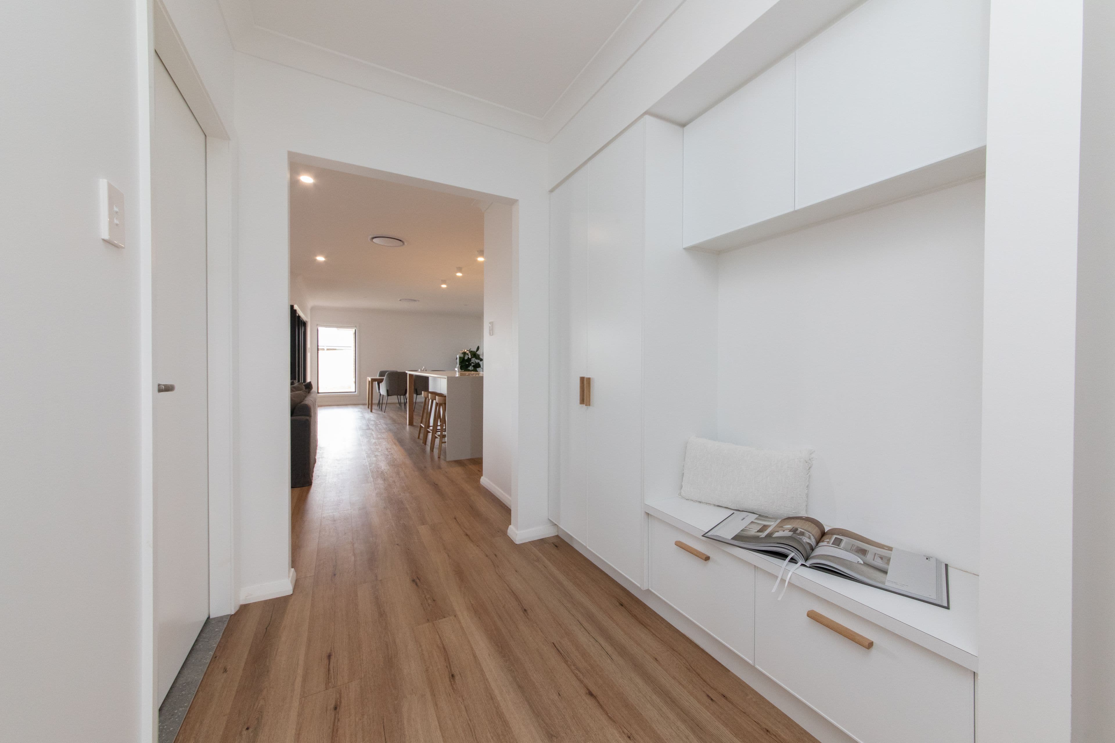 7 Ferrier Drive, Dubbo NSW 2830, Dubbo - Thumbnail 2