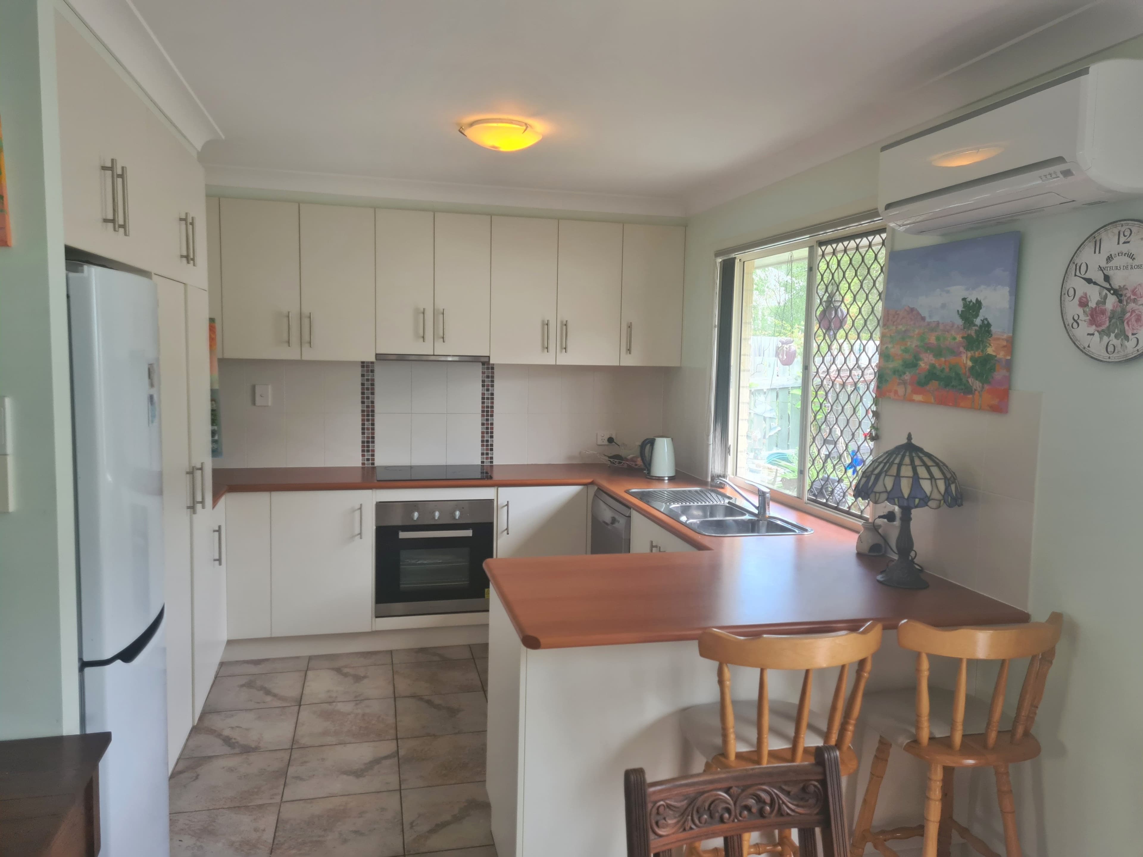 39 Middle Street, Esk QLD 4312, Esk - Thumbnail 2