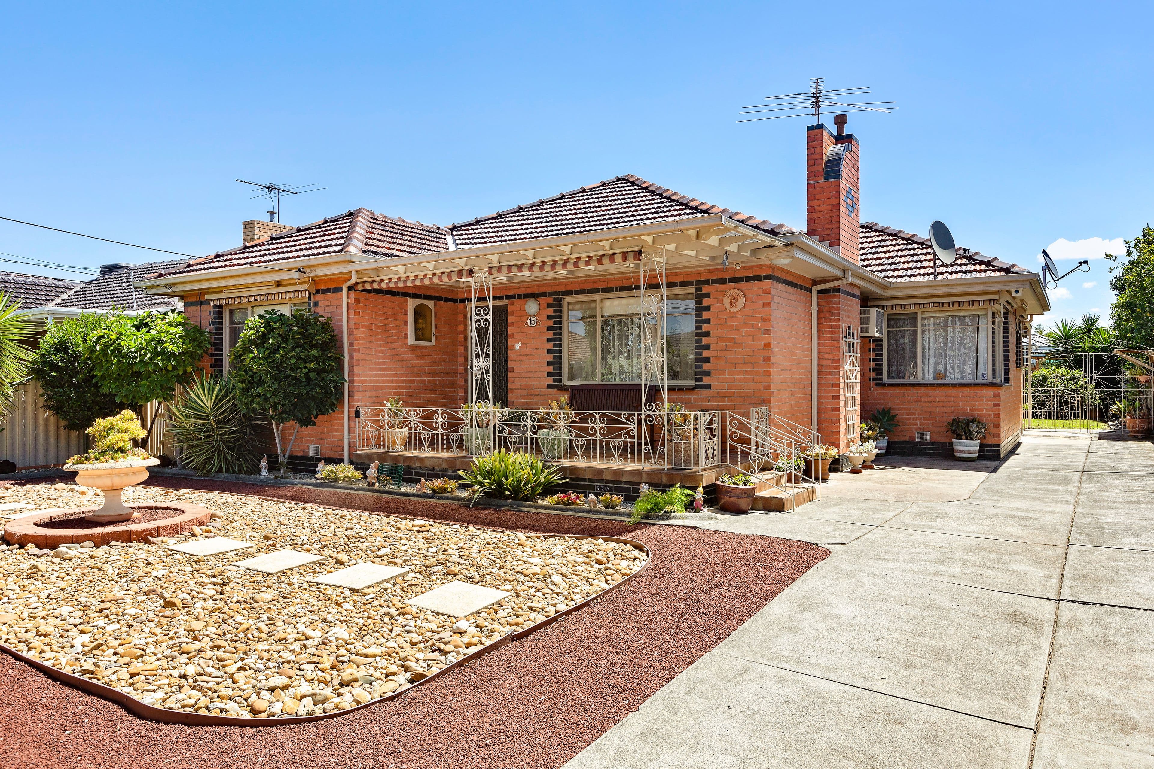15 Alden Street, Sunshine West VIC 3020, Sunshine West - Image 1