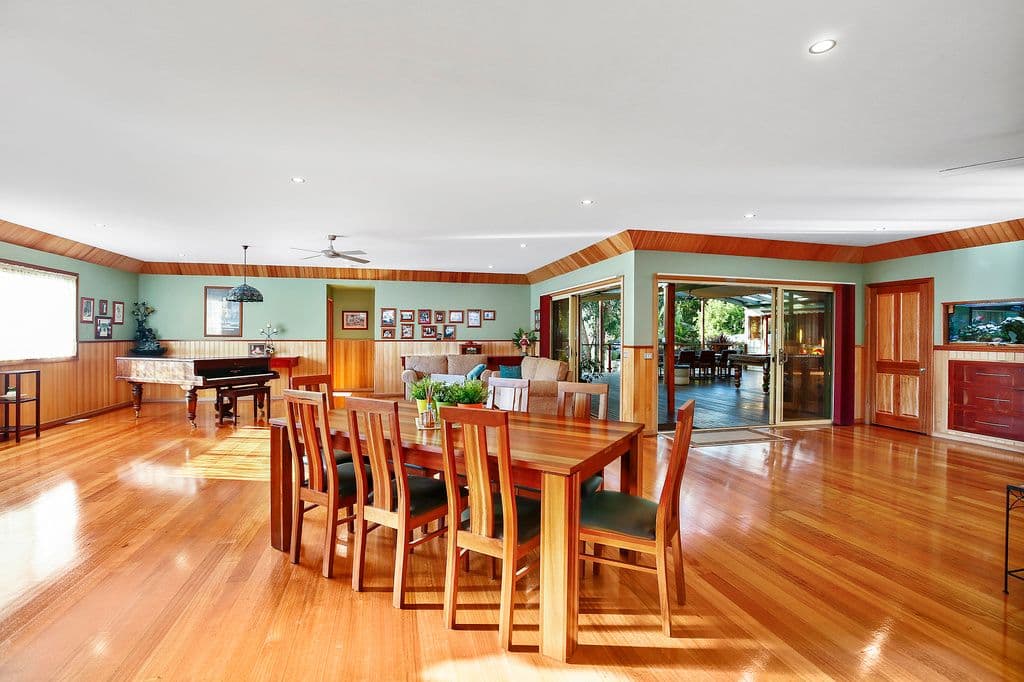 4 Martin Place, Wandin North VIC 3139, Wandin North - Thumbnail 4