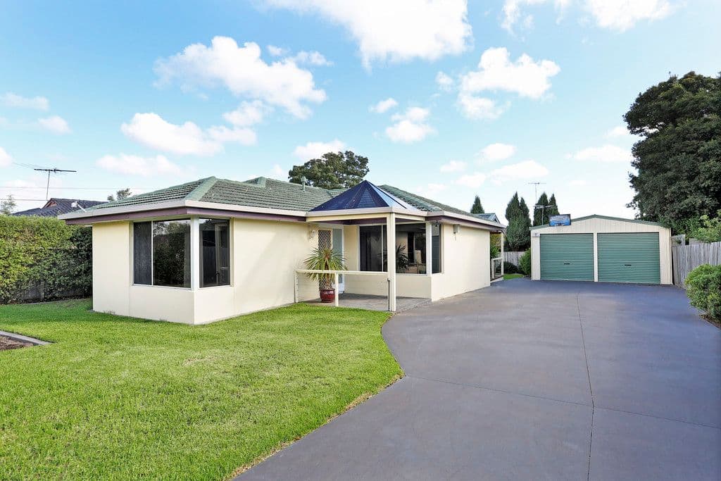 30 Fryers Road, Highton VIC 3216, Highton - Thumbnail 2