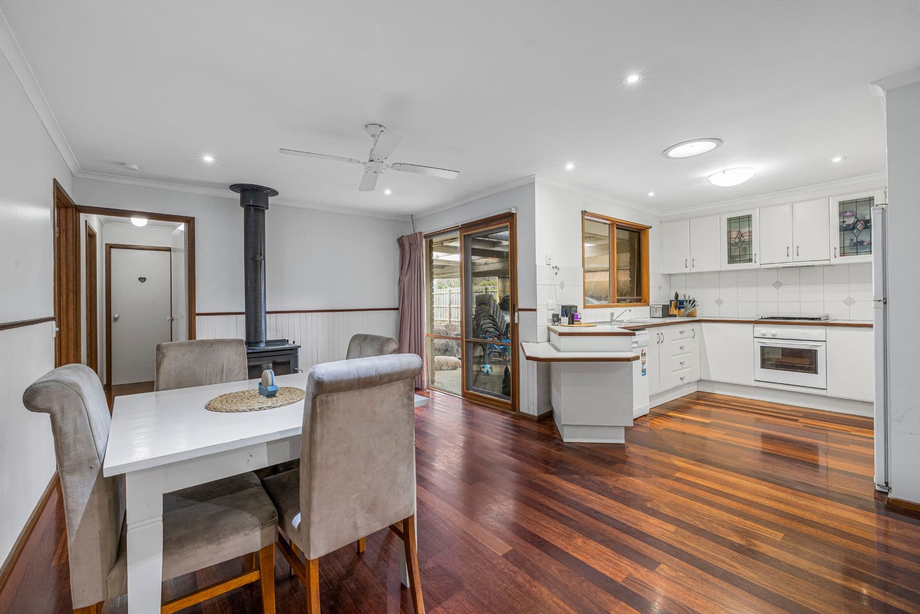 49 Howey Road, Pakenham VIC 3810, Pakenham - Thumbnail 5