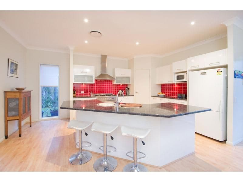 34 Highbury Place, UPPER KEDRON QLD 4055, Upper Kedron - Thumbnail 2