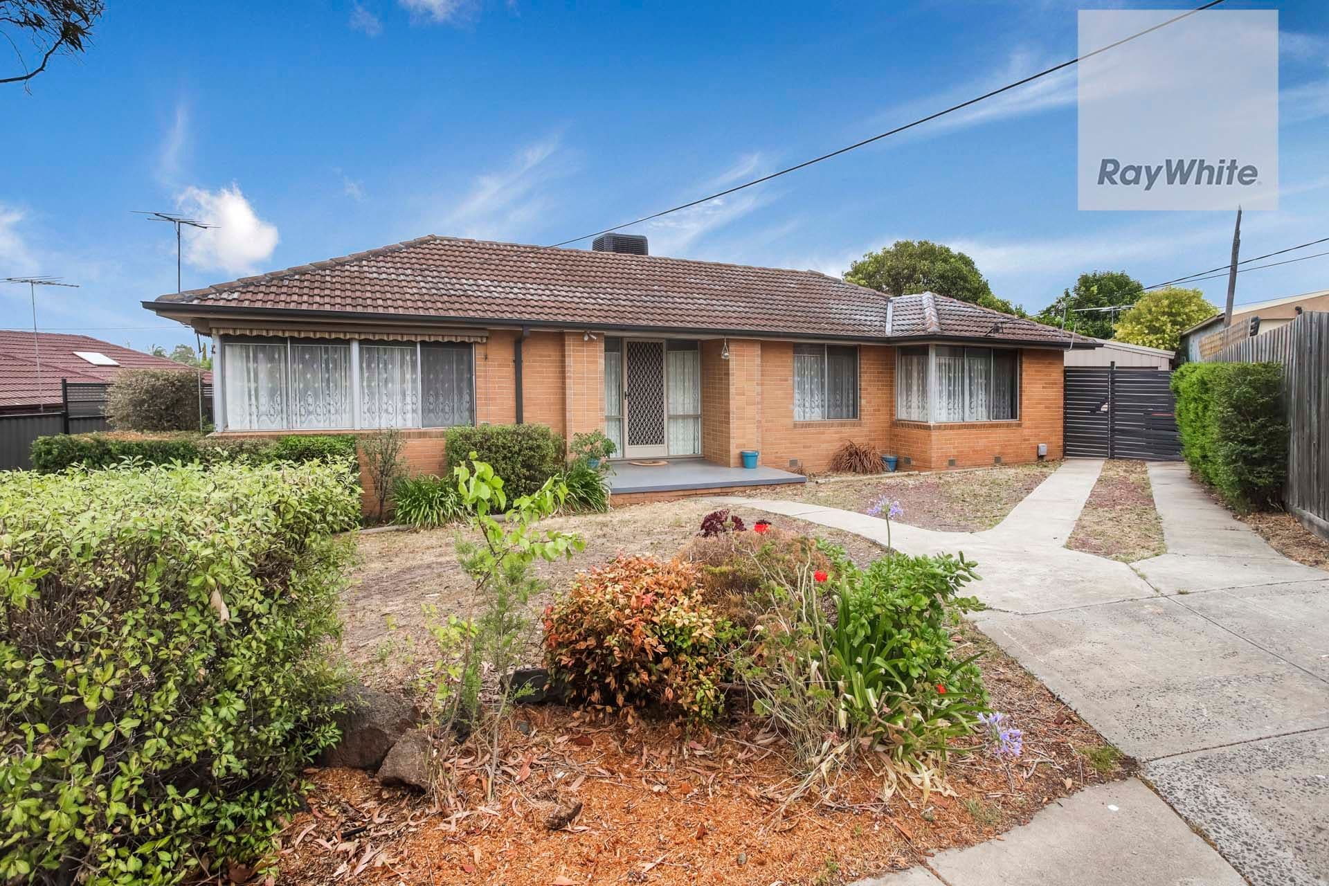 11 Highcliffe Close, Gladstone Park VIC 3043, Gladstone Park - Image 1