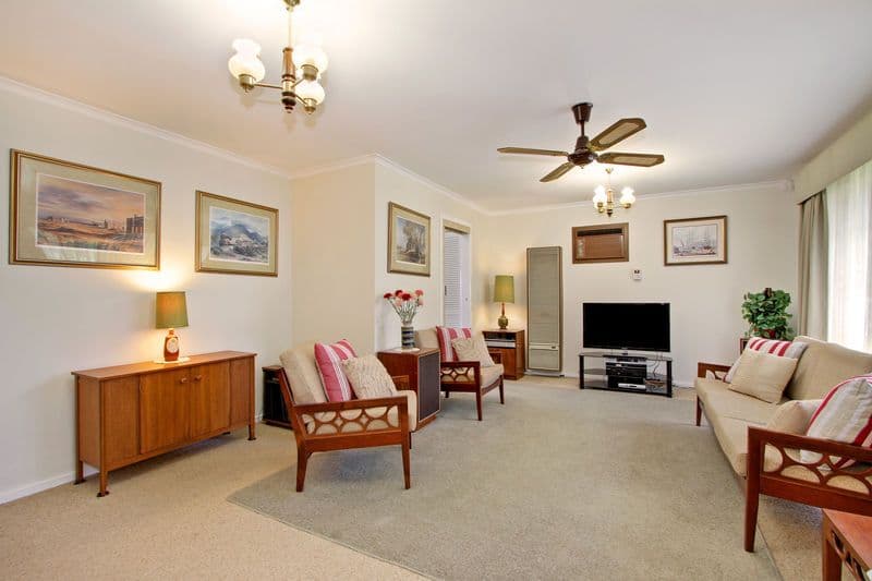 15 Leigh Road, CROYDON VIC 3136, Croydon - Thumbnail 2