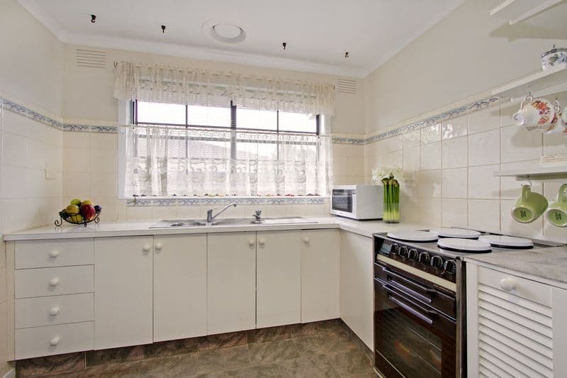 15 Leigh Road, CROYDON VIC 3136, Croydon - Thumbnail 5