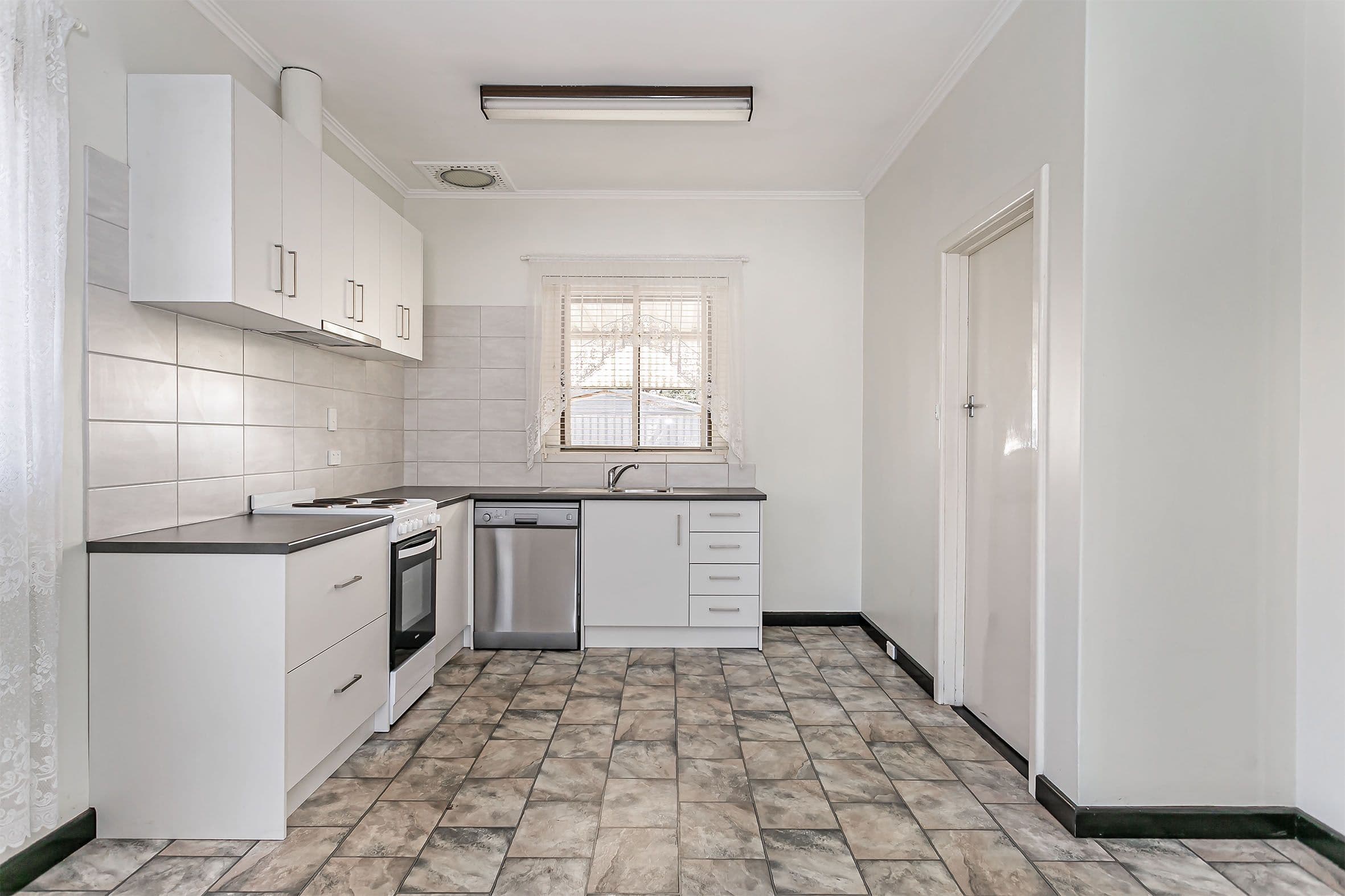 9 Tranmere Avenue, Taperoo SA 5017, Taperoo - Thumbnail 4