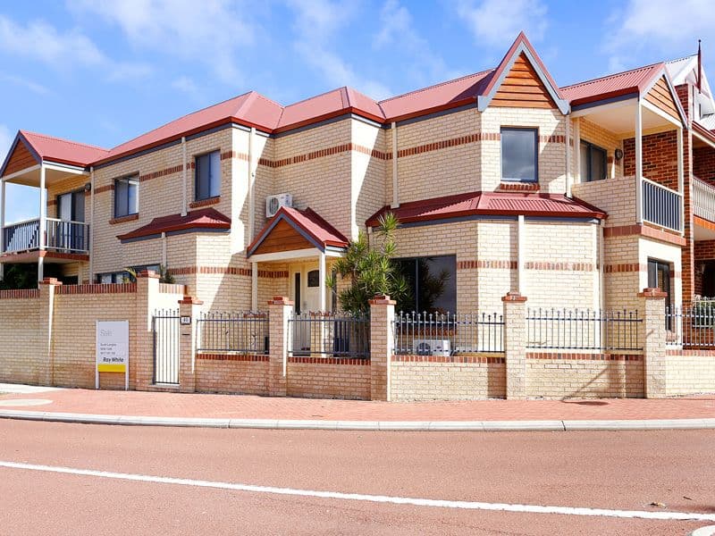 40 St Pauls Crescent, JOONDALUP WA 6027, Joondalup - Image 1