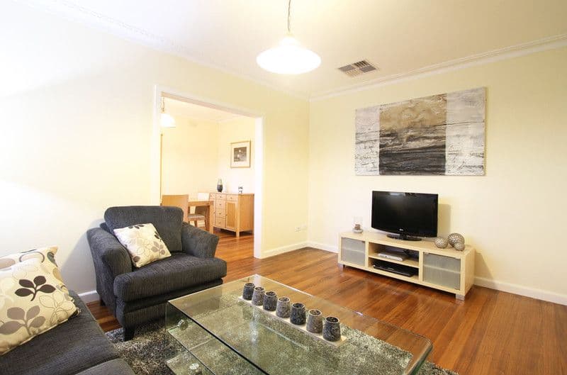 93 Russell Street, Deniliquin, NSW, 2710, Deniliquin - Thumbnail 2