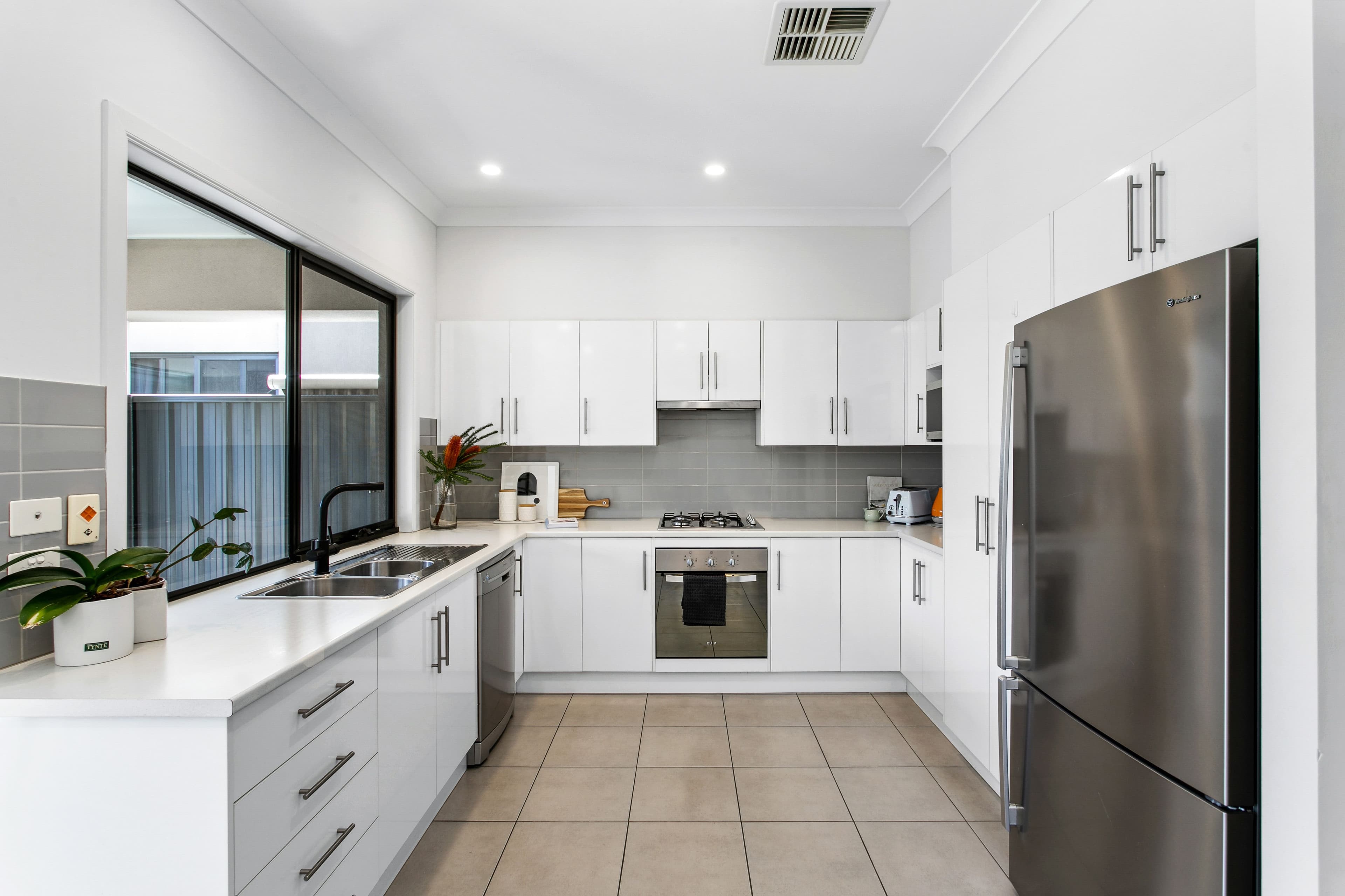 32 City View Boulevard, Lightsview SA 5085, Lightsview - Thumbnail 7