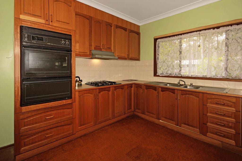 20 Hilmer Avenue, MOSSY POINT NSW 2537, Mossy Point - Thumbnail 5