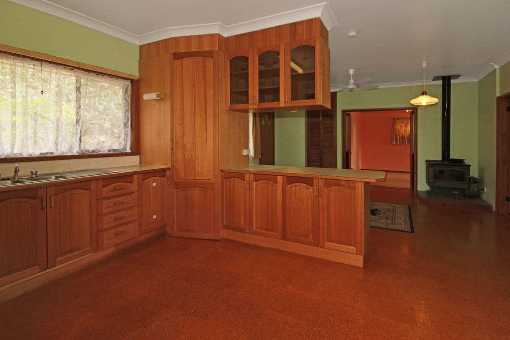 20 Hilmer Avenue, MOSSY POINT NSW 2537, Mossy Point - Thumbnail 6