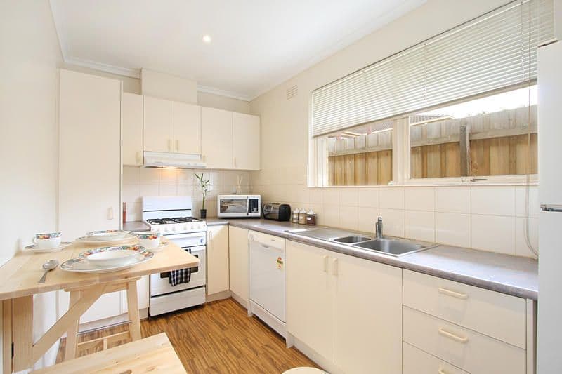 22 Latrobe Street, Mentone VIC 3194, Mentone - Thumbnail 3