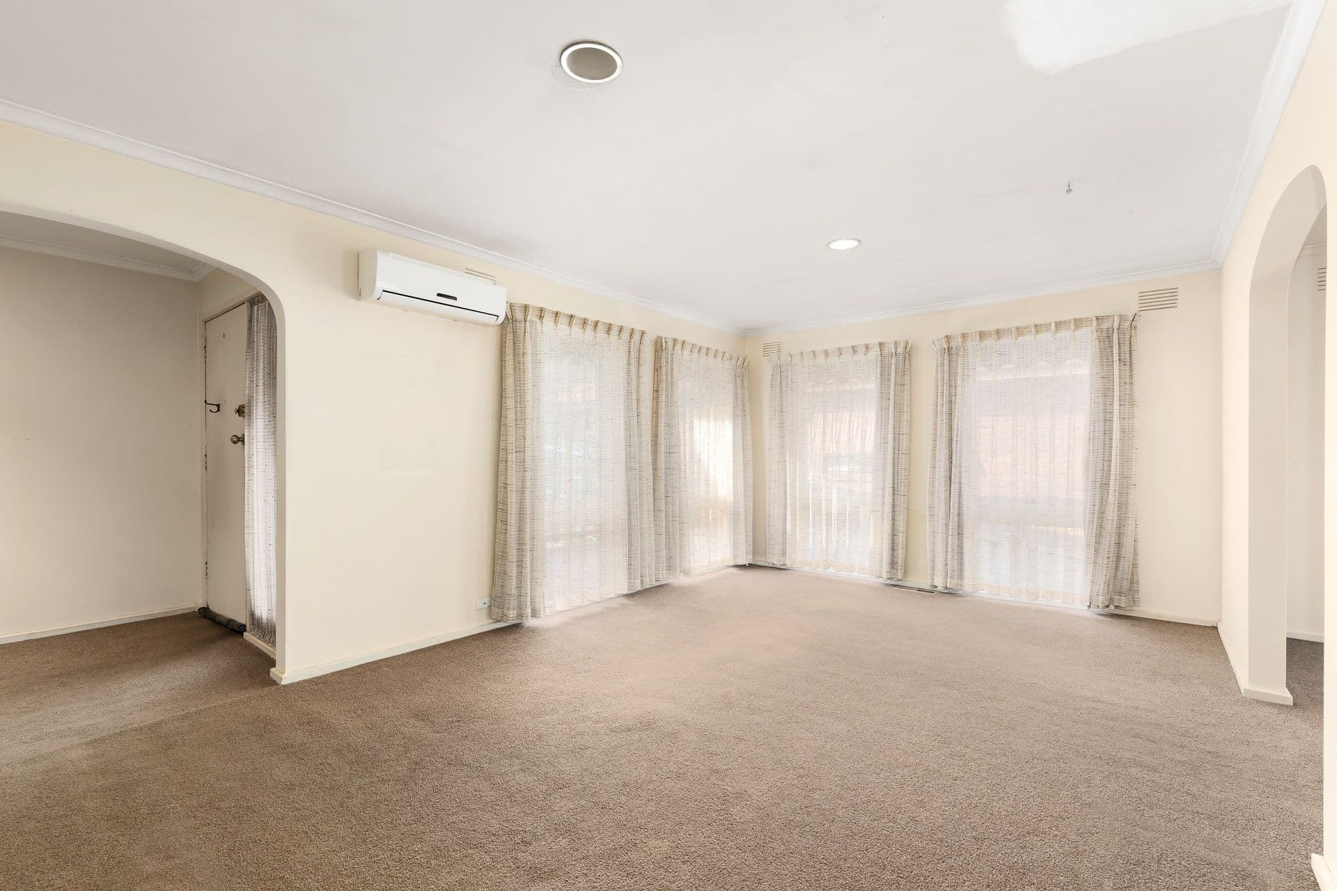 184 Hickling Avenue, Greensborough VIC 3088, Greensborough - Thumbnail 3