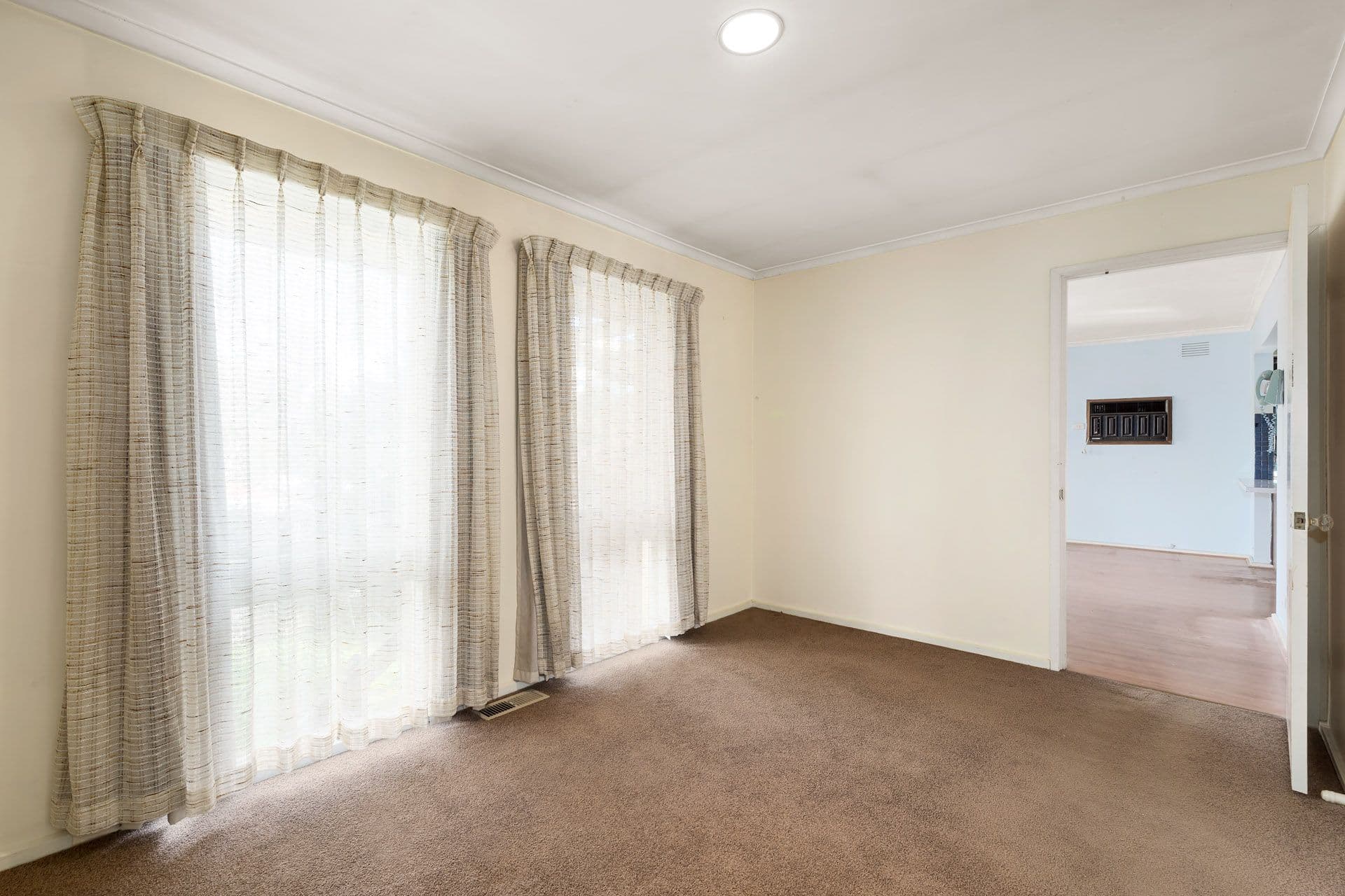 184 Hickling Avenue, Greensborough VIC 3088, Greensborough - Thumbnail 5