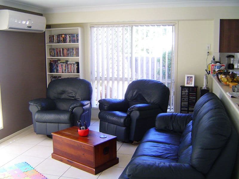 33 Earnshaw Street, CALAMVALE QLD 4116, Calamvale - Thumbnail 3