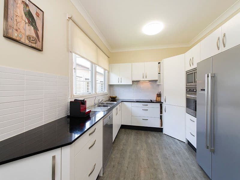 70 Central Avenue, SHERWOOD QLD 4075, Sherwood - Thumbnail 5