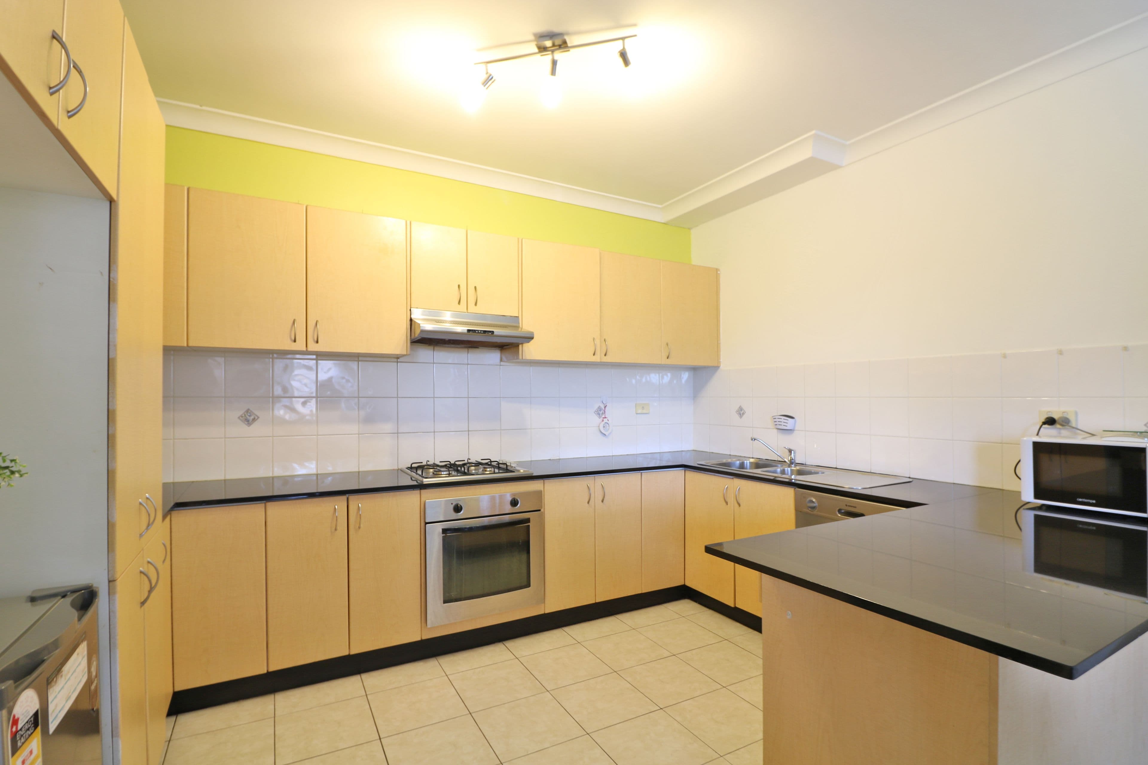 14-18 Fairlight Avenue, Fairfield NSW 2165, Fairfield - Thumbnail 4