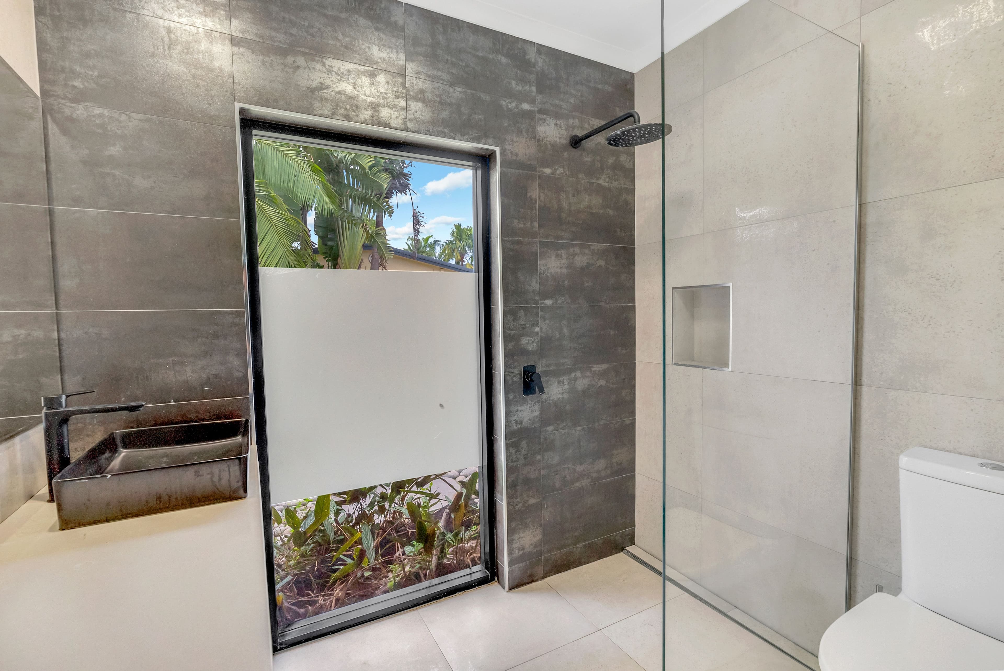 1-3 Maurice Street, Kewarra Beach QLD 4879, Kewarra Beach - Thumbnail 5