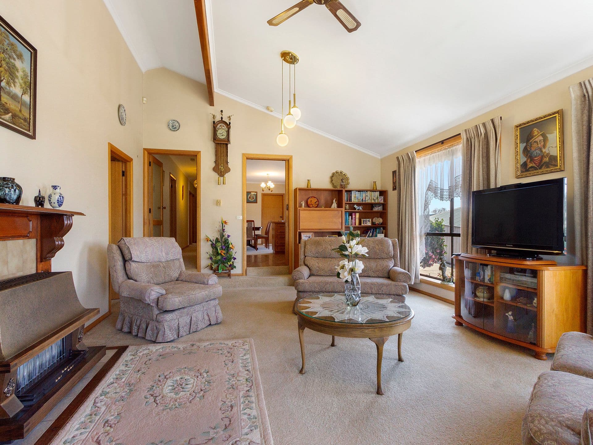 14 Priestley Crescent, Seymour VIC 3660, Seymour - Thumbnail 3